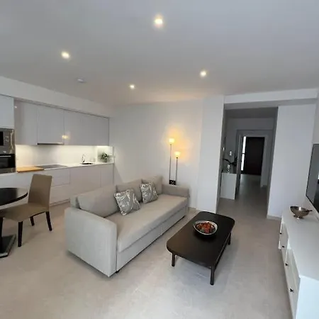 La Canela * نيرخا